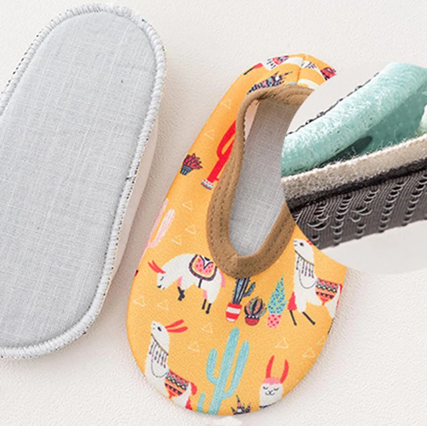 Baby Boys Girls Swim Water Shoes Non-Slip Barefoot Socks for Toddler Kids Beach Pool Outdoor Sports Walking Shoes