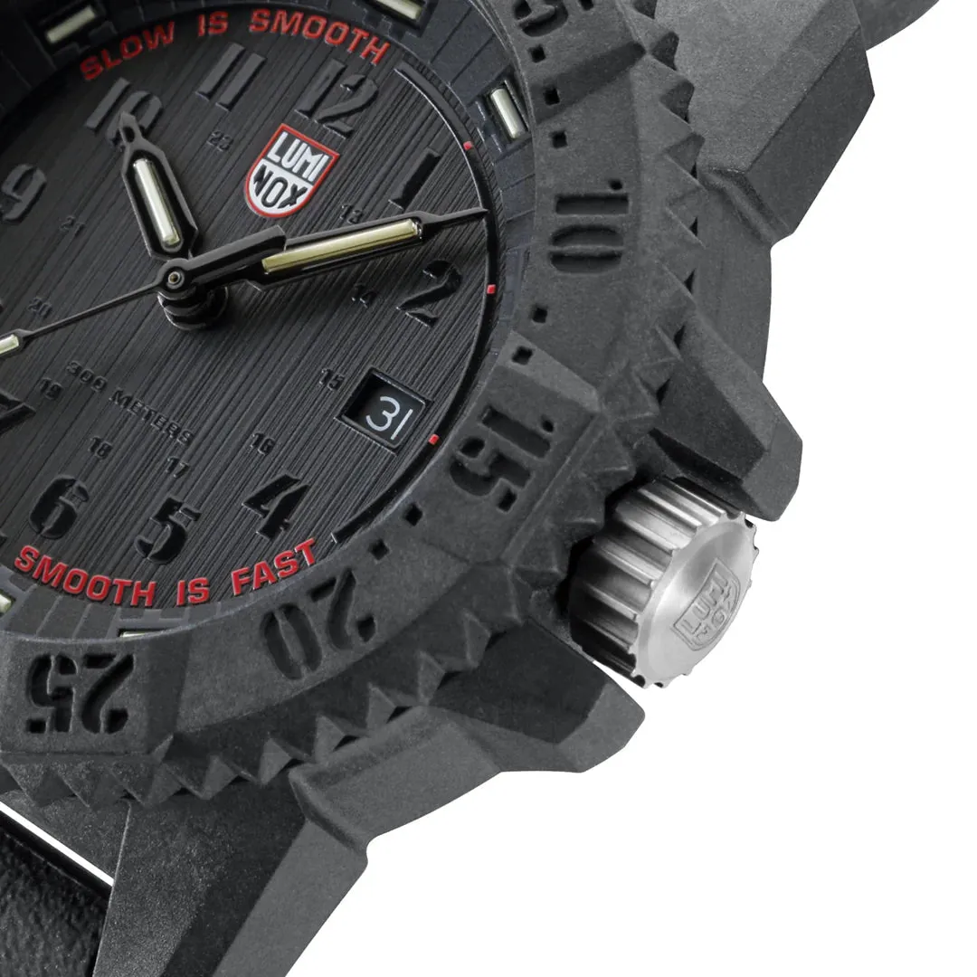 Limited Edition Luminox Master Carbon SEAL CARBONOX  Black Dial Black Rubber Interchangeable Black NATO Strap Date Divers Quartz Mens Watch XS.3801.SIS.SET