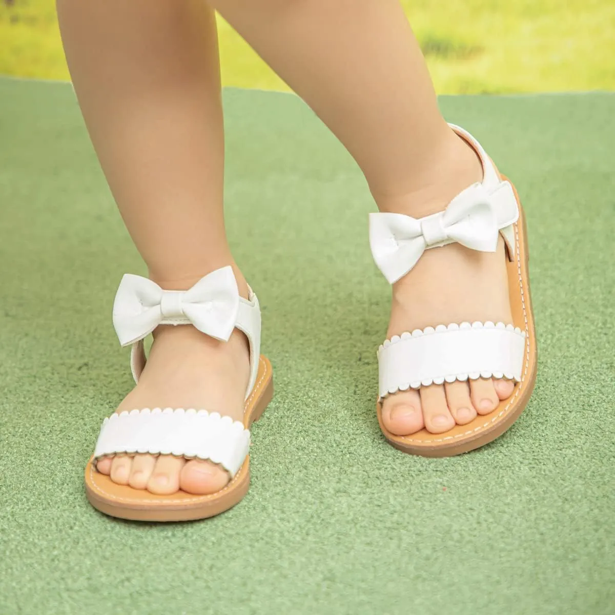 Meckior Toddler Girls Sandals for Little Girls Wedding Dress Sandals Open Toe Non-Slip Summer Beach Pool Shoes (Toddler/Little Kid)