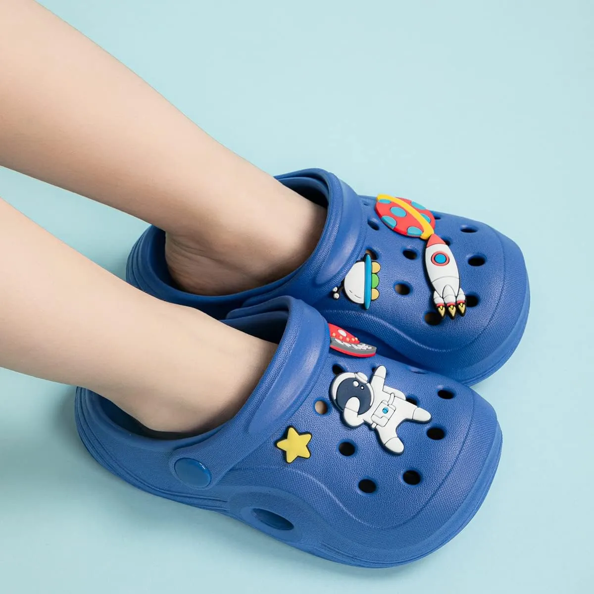 Toddler Kids Boys Girls Cute Garden Water Clogs Sandals Slip On Shoes Slipper Slides Lightweight Outdoor Summer Infant Children Beach Pool Shoes (Baby/Toddler Kids)